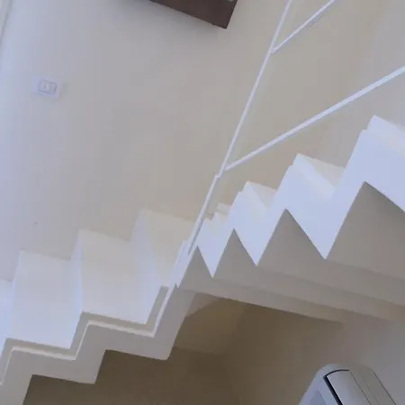 Casa Di Lo 2* לצ'ה