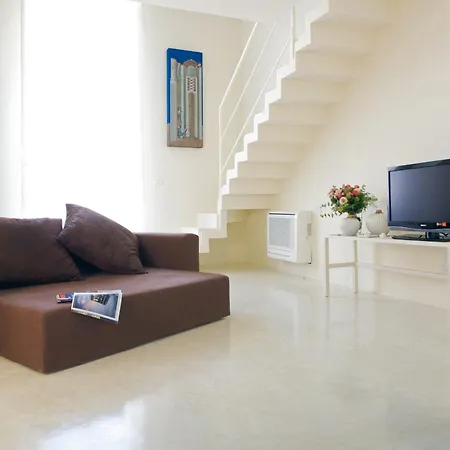 Casa Di Lo Oda ve Kahvaltı 4*